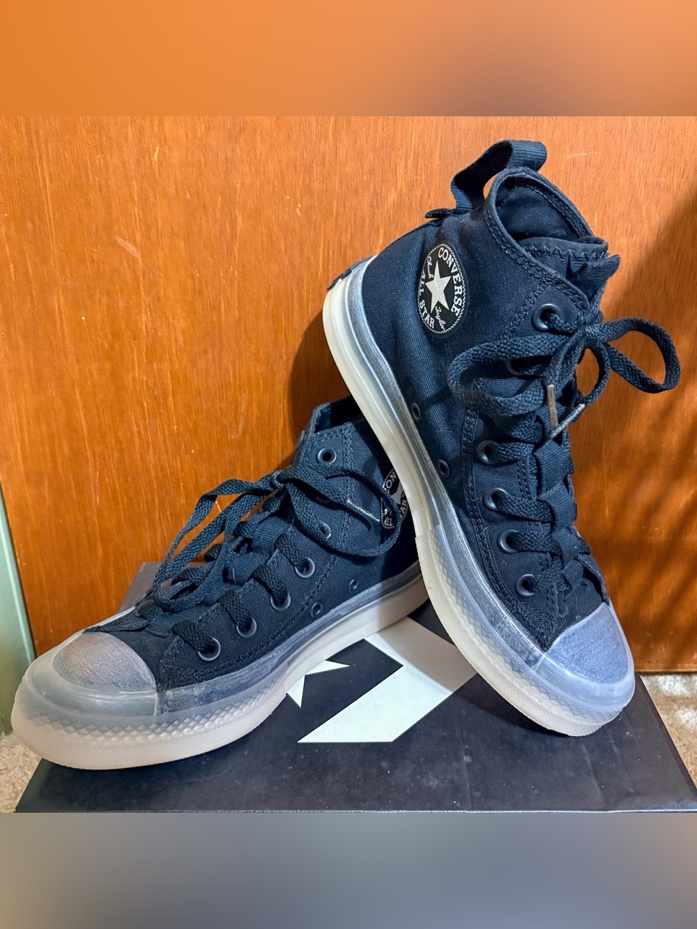 Mens Size 4.5 Converse Chuck Taylor All Star CX Explore High Black White EUC
